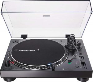 front look of the turntable showing all controls